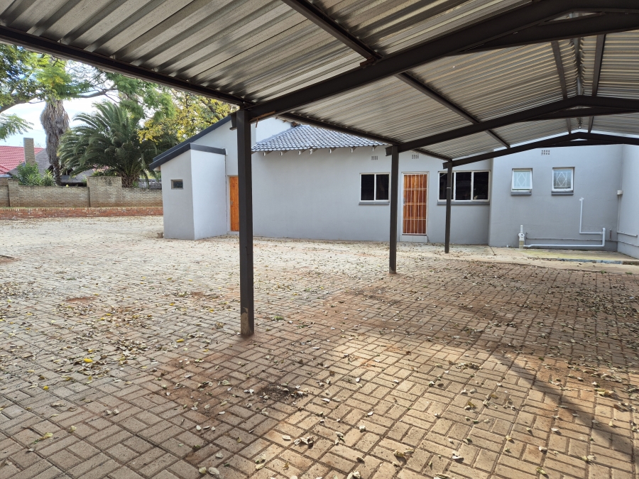 Commercial Property for Sale in Adamayview North West